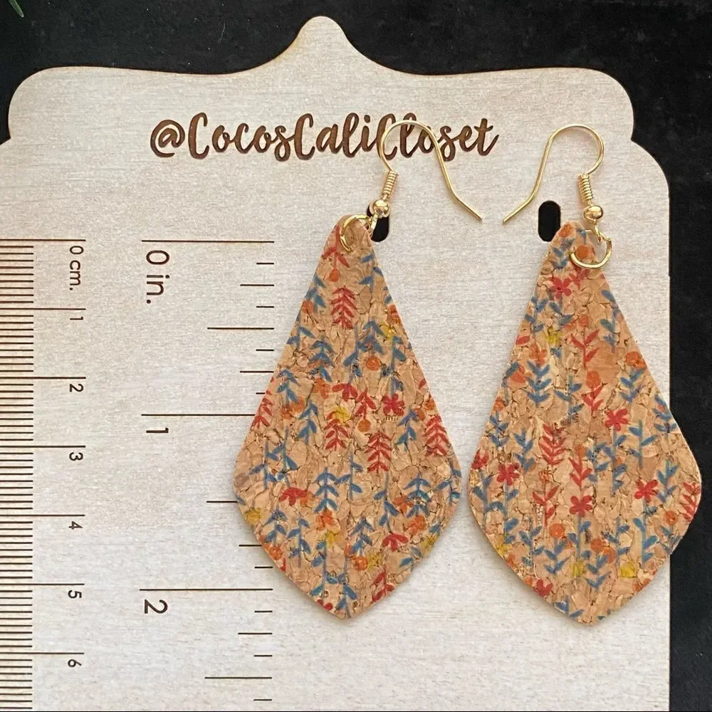 Flower Leaf Print Teardrop Shape Lightweight Cork Drop Earrings NWT